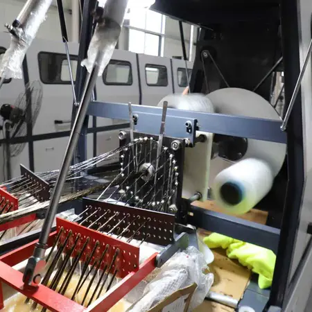 玄武岩纤维锚杆 image 3